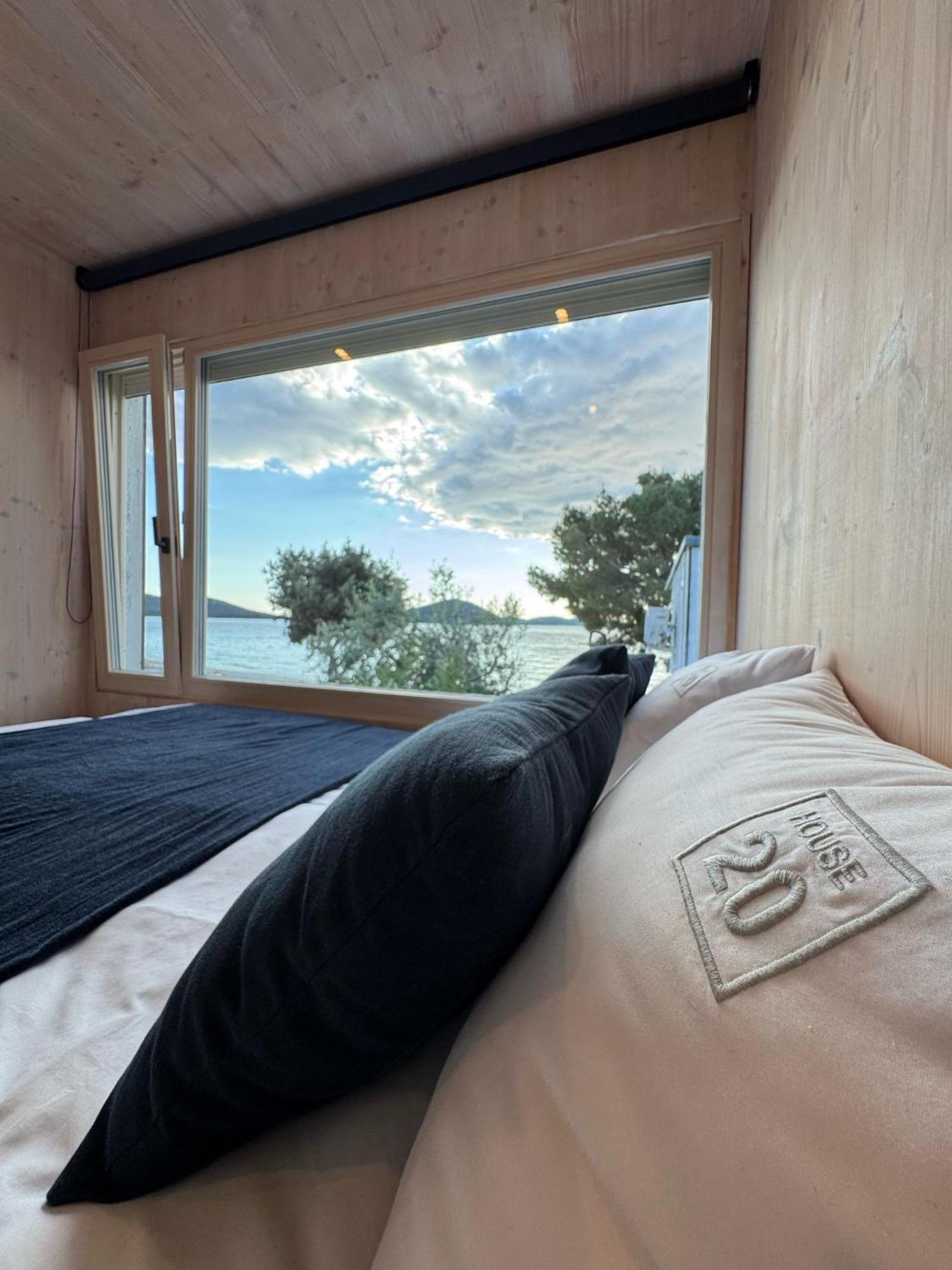 Buqez Eco Resort - Beachfront 20 & House 42 德拉格 外观 照片